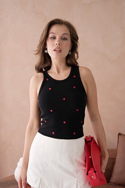 Noi Belis Crop Boy Pool Neck Heart Knitted Undershirt Ss26Bd0005