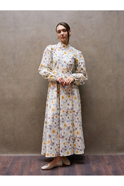 KÜÇÜĞÜM BUTİK فستان طويل واسع من الأسفل بلون القهوة مزين بزهور الأزاليا من تي...