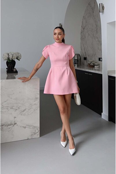 Havoş Ροζ φόρεμα με μανίκια τουλίπα και λεπτομέρεια στην πλάτη