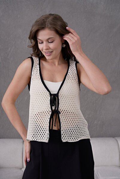 Noi Belis Perforated Tie-Up Detailed Slim Knitwear Vest Ss26Bz0001