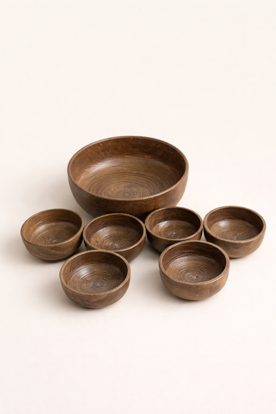 Mirilliahome 7-Piece Walnut Wood Presentation Set Wooden Bowl Set Large Servi...