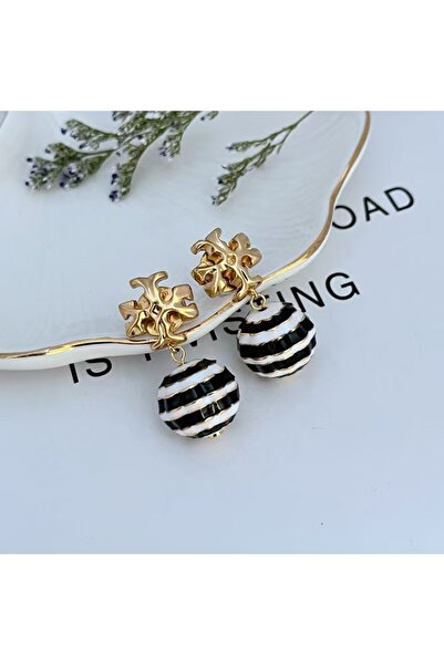Miss Wang European and American fashion light luxury round earrings