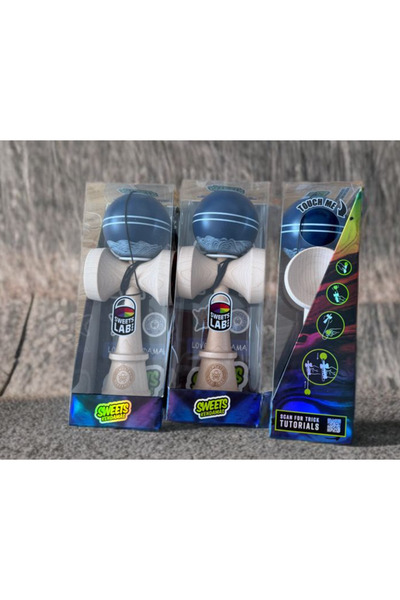 Kendama Περιορισμένο νερό σπάνει/ρέει.