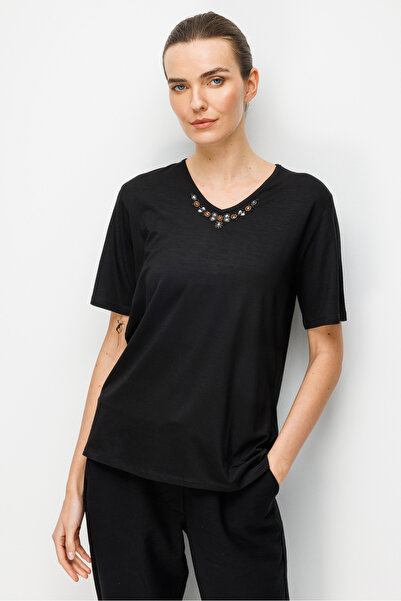 Desen Triko Γυναικείο μπλουζάκι με λαιμόκοψη V, κεντημένο, από χτενισμένο βαμ...