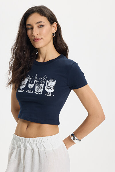 Tudors Γυναικεία μπλούζα με λεπτή εφαρμογή, 100% βαμβακερή, με λαιμόκοψη ποδη...