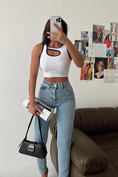Genel Markalar Dekolteli Biyeli Kaşkorse Kadın Crop Bluz