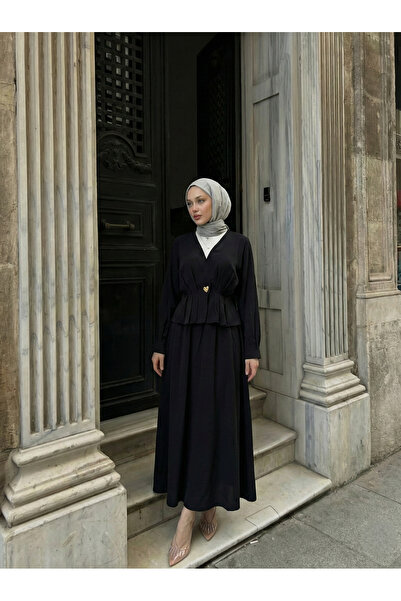 Foremia Jacket Button Detail Skirt Suit-Black