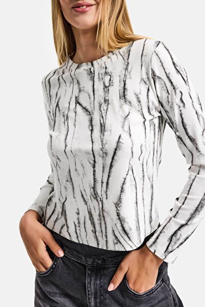 it's basic Women's White W5 Special Design Fabric Elastane Bodysuit