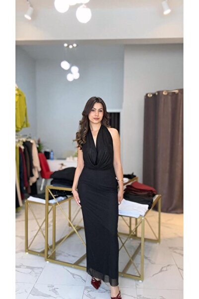 Sevvaltekinboutique Siyah degaje yaka tül elbise