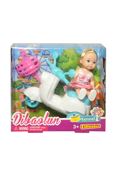 Swede Păpușă cu scuter