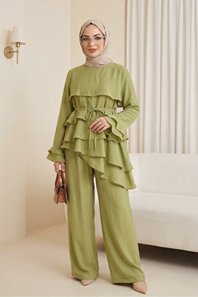 HİJABAYA Ασύμμετρο παντελόνι με λεπτομέρεια στο στρίφωμα και κορδόνια, με επέ...