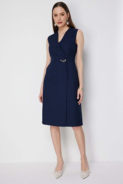 Ekol Metal Aksesuarlı Kruvaze Midi Elbise