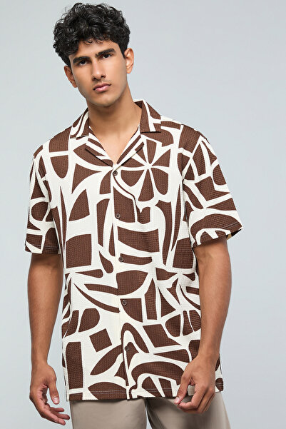 R&B Patterned Shirt with Reverse Collar and Short Sleeves