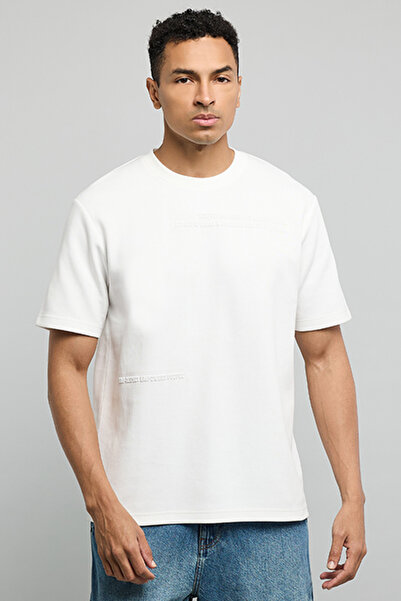 R&B Embossed Print T-Shirt with Crew Neck and Short Sleeves
