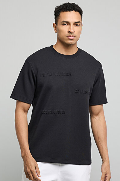 R&B Embossed Print T-Shirt with Crew Neck and Short Sleeves