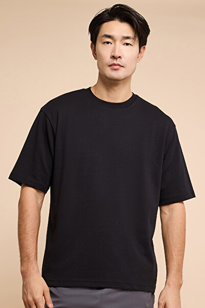 R&B Solid T-Shirt with Crew Neck and Short Sleeves