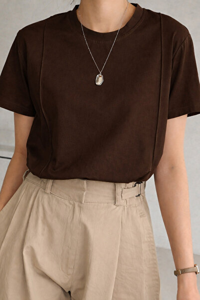 Tarz Cool Γυναικείο κοντομάνικο μπλουζάκι με ρίγες και λεπτομέρειες, από ύφασ...