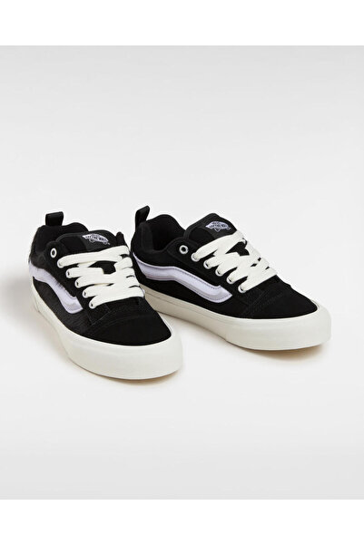 Vans Knu Skool