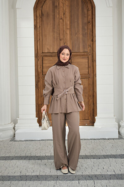 LOCCO Women's Pleated Waist Detail Two Belted Shirt Collar Suit Mink