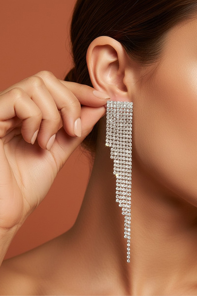 Valmont Accessories Taşlı Işıltılı Sallantılı Uzun Abiye Kadın Küpe Kristal T...