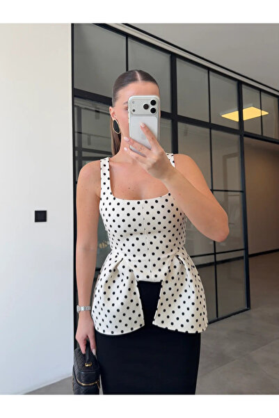 My Blog Μπεζ μπλούζα με τετράγωνο γιακά και πουά - 5081