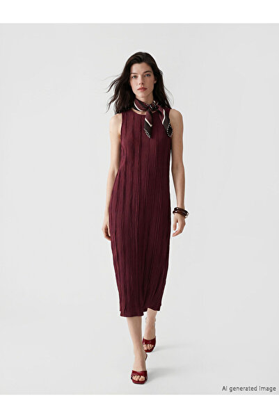 LC Waikiki NEVAVM Φόρεμα LCW Comfort με οβάλ λαιμόκοψη και υφή σε γραμμή Α - ...