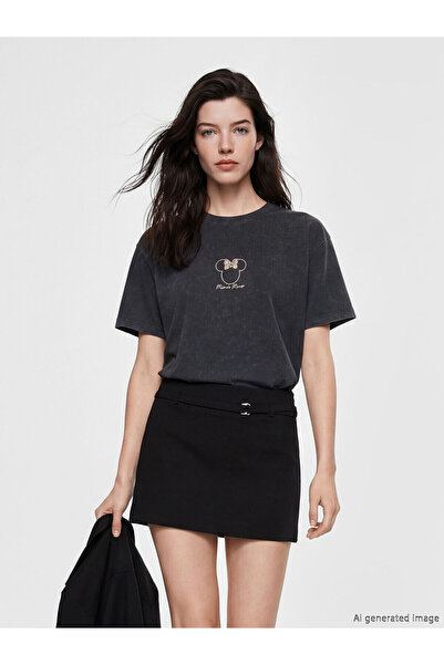 LC Waikiki Γυναικείο μπλουζάκι YK PLUS LCW Comfort με στάμπα Minnie Mouse