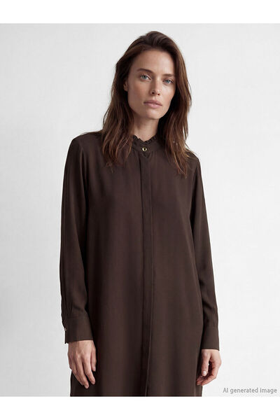 LC Waikiki NEVAVM Διαφορετικό γυναικείο πουκάμισο τουνίκ με βολάν και γιακά L...