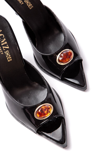 ACMZ SHOES Σανδάλια με μυτερή μύτη και τακούνι, με διακοσμητικά διαμάντια