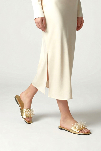 Gökhan Talay Γυναικείες παντόφλες Jumana Dore με μεταλλικές χάντρες και λεπτο...