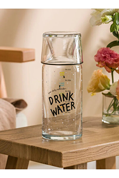 LC Waikiki Water Kapaklı Cam Sürahi - 700 ml