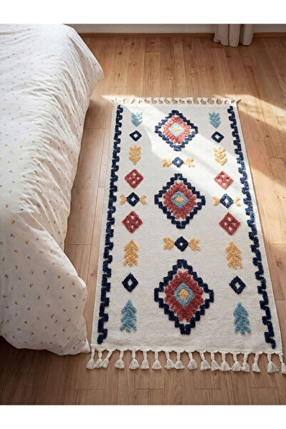 LC Waikiki Shining Store'dan Işıltılı Seçimler Geometrik İşlemeli Püsküllü Ha...