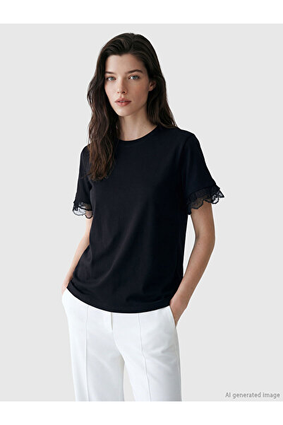 LC Waikiki YK PLUS Γυναικείο μπλουζάκι με βολάν και λαιμόκοψη ποδηλάτου