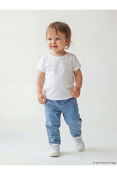 LC Waikiki Nevavm Farkıyla Baby Girl Embroidered Jean Pants