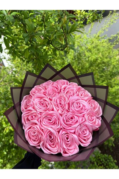 BUKET DÜNYASI ANNELER GÜNÜ 20 Lİ Solmayan Gül Buketi PEMBE GÜL DIŞI SİYAH - L...