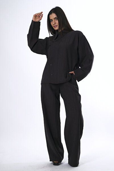 ABBRA Costum de damă cu nasturi la guler