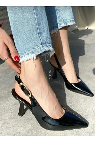 Macs Moda Γυναικεία μαύρα λουστρίνια παπούτσια με μυτερή μύτη και τακούνι, κο...