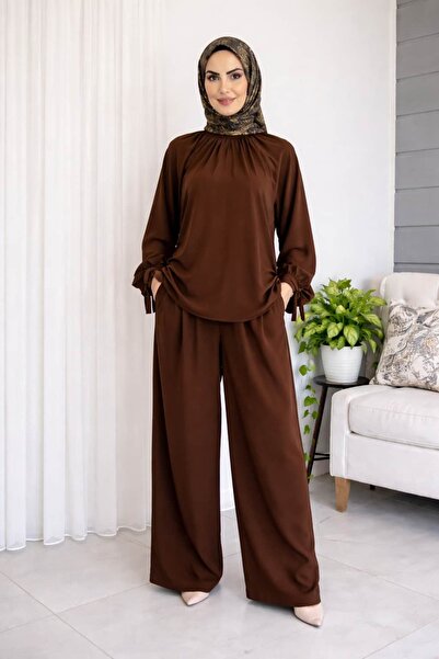 Asya Karen Kolları Bağlamalı Tunik ve Piliseli Geniş Paça Pantolon Takımı