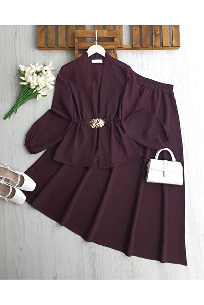 TrendParis Σετ Φούστα-Σακάκι με Διπλή Υφασμάτινη Καρφίτσα Λεπτομέρειας