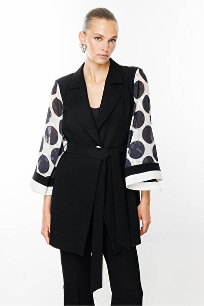 Moda İlgi Дълго черно яке на точки, в спортен и офис стил, с колан