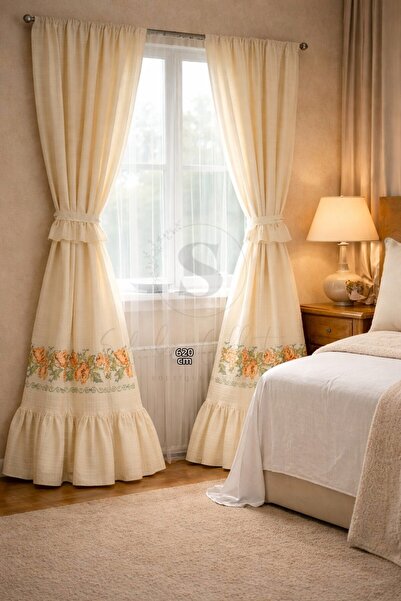 shules collection Ρετρό κουρτίνα με βολάν στο κάτω μέρος, κεντημένη με σταυρο...