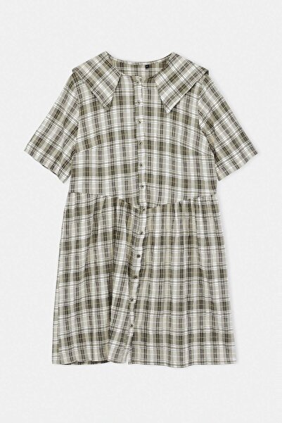 Trendyol Curve Πολύχρωμο φόρεμα Poly Βισκόζη Υφαντό Plus Size TBBSS26AH00171