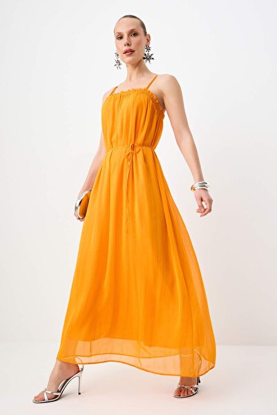 Συλλογή Trendyol Πορτοκαλί ίσιο φόρεμα μάξι από σιφόν με λουράκια Lurex TPRSS...