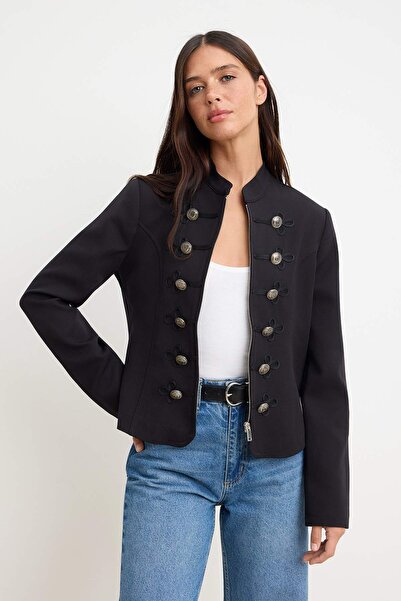 Συλλογή Trendyol Μαύρο Κεντημένο Μπουφάν Ναπολέοντα με Φερμουάρ TWOSS26CE00052