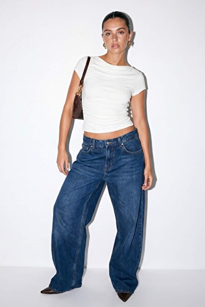 Trendyolmilla  Crop Kayık Yaka Yanları Büzgülü Body TDRSS26TS00015
