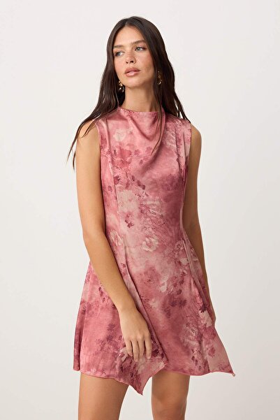 Συλλογή Trendyol Πολύχρωμο Εξαιρετικά Μίνι Φόρεμα με Υφαντή Επένδυση TWOSS26E...