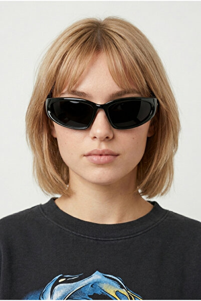 Houseofeyeris Raenna Black Frame Narrow Oval Cat-Eye Sunglasses – Black Lens ...