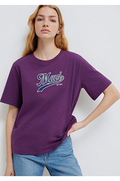 Mavi Lila T-Shirt mit Logo-Print, reguläre Passform / normaler Schnitt 161356...