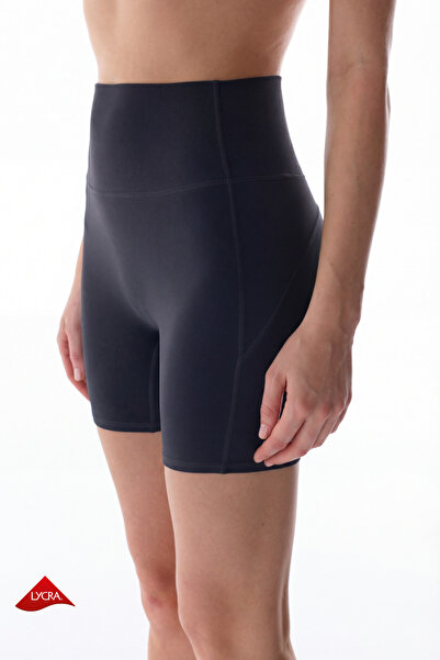 Penti Μαύρο Παντελόνι Hot Pants με Καρδιές που Τονίζουν την Αισθητική