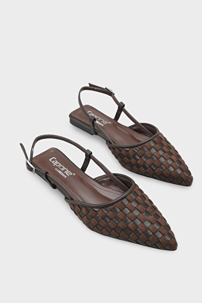 Capone Outfitters Γυναικείο πλεκτό με μυτερή μύτη και λουράκι στην πλάτη Μπαλ...